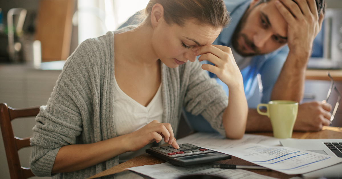 Couple calculating how much they'll need for a stress-free retirment